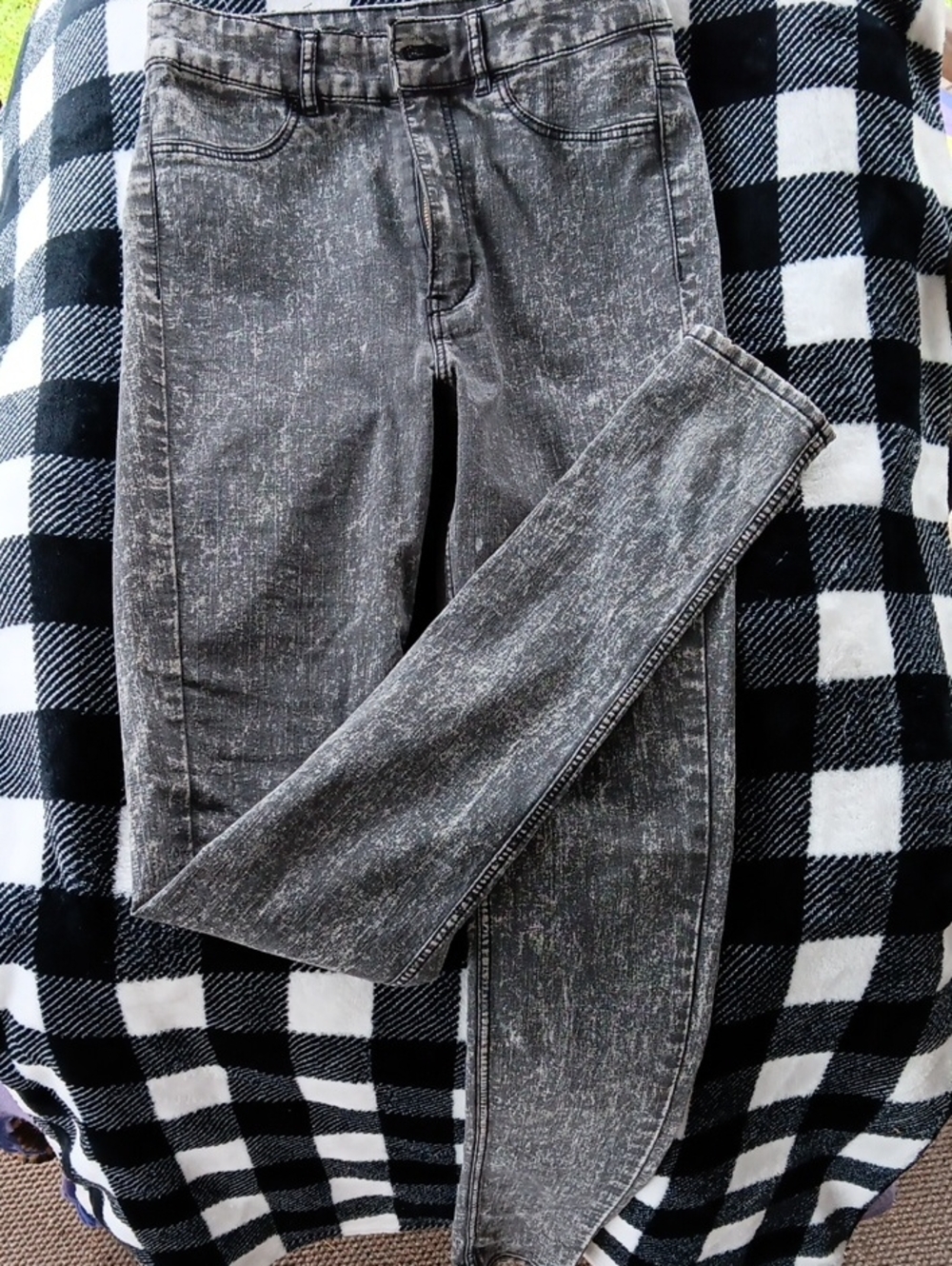 Divided Women's Washed Black-Grey Skinny Jeans